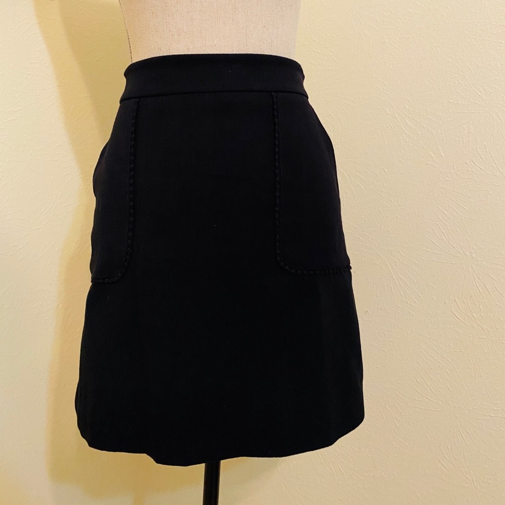 LOFT Casual A-line black skirt